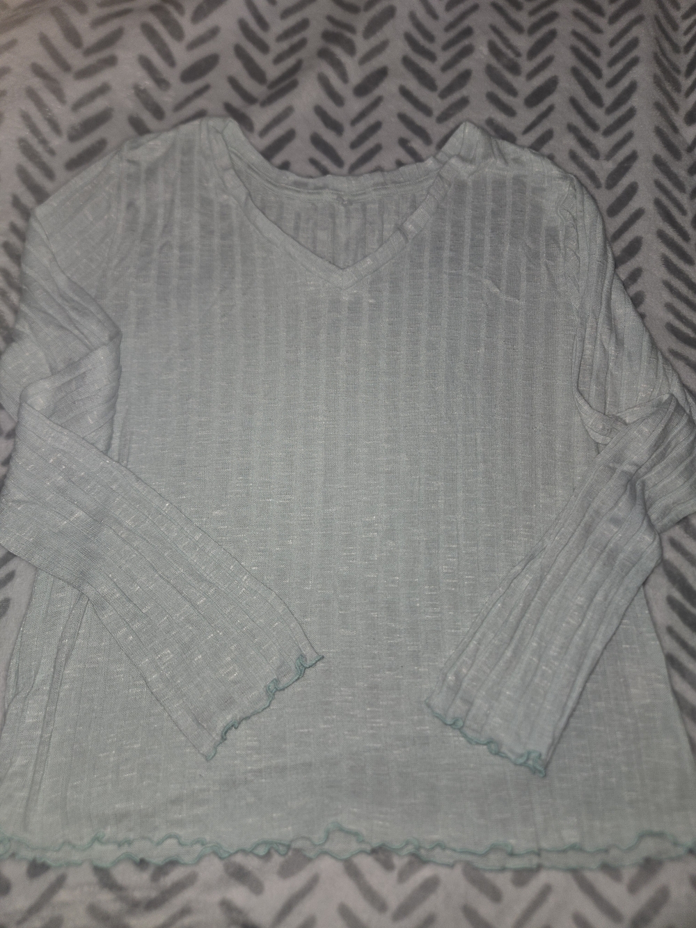 Light Mint Ribbed V-Neck Long Sleeve Top